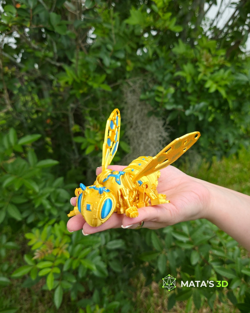 Articulated Cyber Bee – Premium 3D Printed Flexi Figure